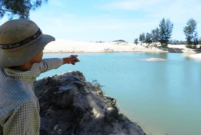 Học sinh 13 tuổi tử nạn trong hố khai thác titan ảnh 1 Học sinh 13 tuổi tử nạn trong hố khai thác titan ảnh 1