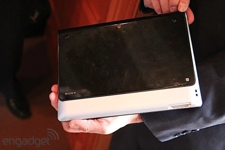 Tính năng chơi game giải trí trên 2 tablet của Sony ảnh 6