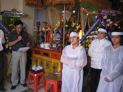 Ngậm ngùi tiễn đưa nhà báo Hoàng Hùng ảnh 5