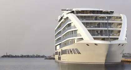 Siêu khách sạn nổi giá 200 triệu USD ảnh 3