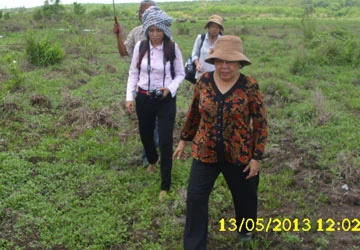 Bà Hoài Thu đi thực địa “vườn mít” ảnh 1 Bà Hoài Thu đi thực địa “vườn mít” ảnh 1