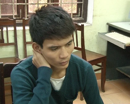 Giả danh công an lừa tình, trộm tiền các cô gái ảnh 1