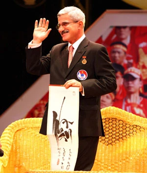 HLV Calisto: “Tôi chưa hề nhận được lời mời nào” ảnh 2