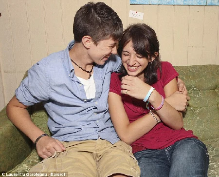 Thú vị chuyện tình cặp đôi chuyển giới ảnh 1