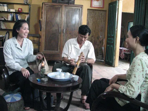 Dũng Nhi coi vai ‘Bí thư tỉnh ủy’ là cột mốc trong đời ảnh 2