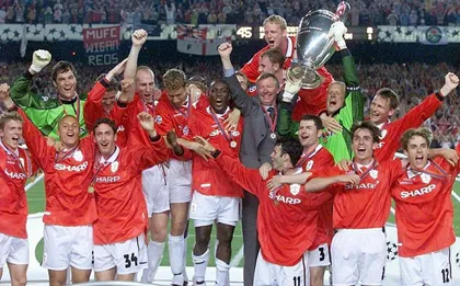 Chùm ảnh Sir Alex & M.U: Nhân duyên ngày ấy & bây giờ ảnh 9 Chùm ảnh Sir Alex & M.U: Nhân duyên ngày ấy & bây giờ ảnh 9