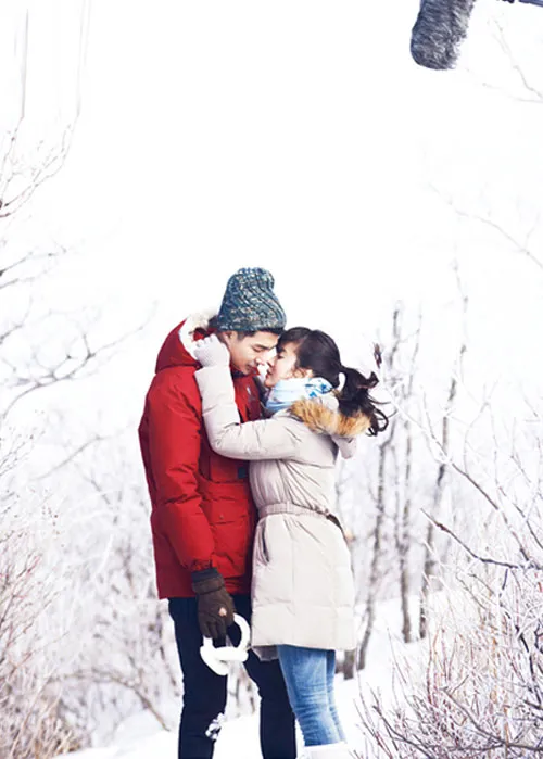 Nụ hôn nhạy cảm của Song Hye Kyo gây tranh cãi ảnh 2