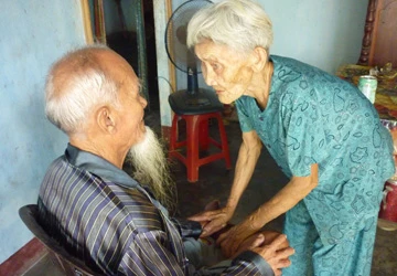 Ngày về của những người được tha tù - Bài 3: Gánh nặng trần gian ảnh 2