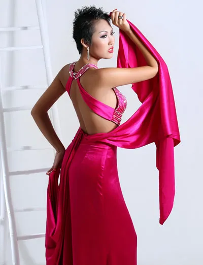 (Stylist: Đặng Khoa; Photo: DL DUY; Make-up: Quang Bell)