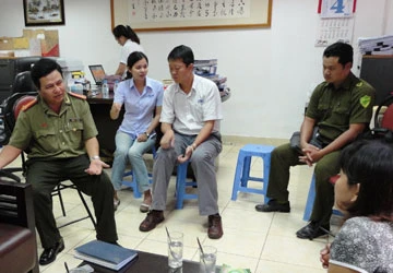 “Cuộc chiến” phế liệu - Bài 2: Giành nhau xác nhà xưởng cháy ảnh 1 “Cuộc chiến” phế liệu - Bài 2: Giành nhau xác nhà xưởng cháy ảnh 1