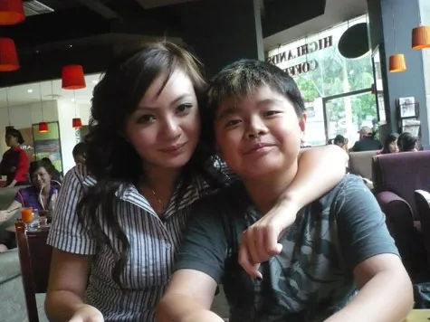 Xuân Mai và em trai Xuân Mai và em trai