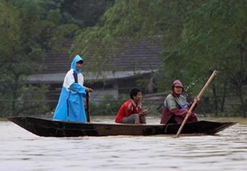 Đã có 54 người chết và mất tích trong đợt mưa lũ ảnh 1