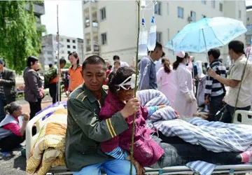 Động đất 7 độ Richter ở Tứ Xuyên, 156 người chết ảnh 3