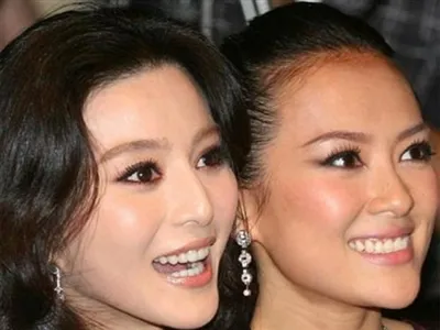 Phạm Băng Băng dàn dựng “Chương Tử Di gái bao”? ảnh 2