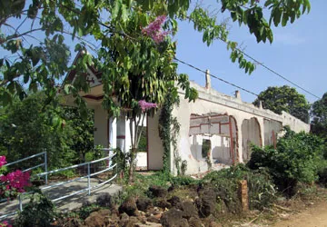 Đập nhà cũ của mình, bị khởi tố ảnh 1 Đập nhà cũ của mình, bị khởi tố ảnh 1