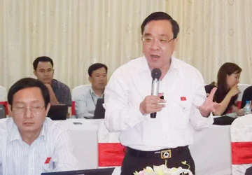 Quốc hội thảo luận về kinh tế-xã hội: Nghe Chính phủ báo cáo: Lo! ảnh 1