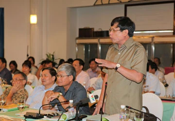 Chống tham nhũng: Giám sát cả gia đình quan chức ảnh 1