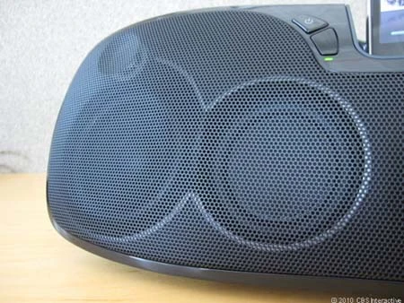 Loa di động có dung lượng pin 8 tiếng ảnh 2