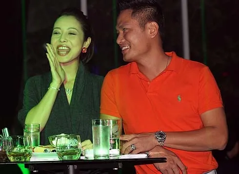 Jennifer Phạm tình tứ cùng hôn phu ảnh 6 Jennifer Phạm tình tứ cùng hôn phu ảnh 6