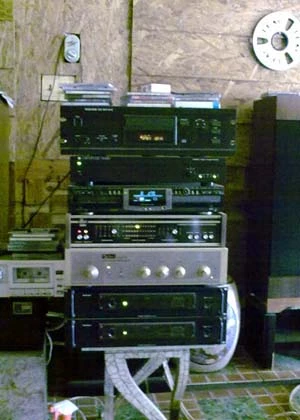 Nghe nhạc hi-end ở quán cà phê "cóc" ảnh 3