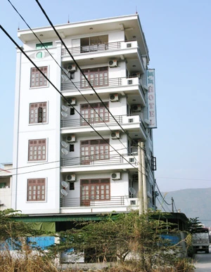 Vụ clip bắt quả tang mua bán dâm: Người quay phim là một thượng úy ảnh 1