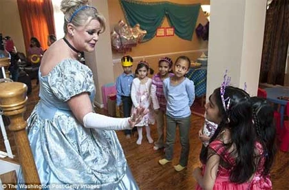 Đóng giả công chúa, kiếm hàng chục nghìn đô ảnh 1 Đóng giả công chúa, kiếm hàng chục nghìn đô ảnh 1