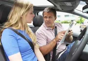 Thi bằng lái xe ở các nước: Không yêu cầu đo vòng ngực! ảnh 2