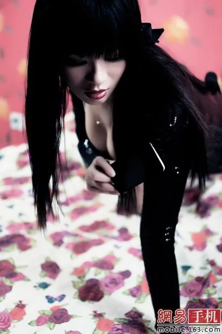 Meizu MX “câu khách” bằng chân dài ảnh 19 Meizu MX “câu khách” bằng chân dài ảnh 19