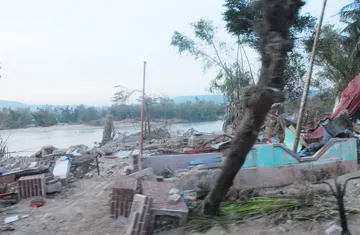 Bắc Phú Yên trường lớp tan hoang sau lũ ảnh 4