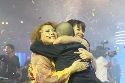 Chùm ảnh: Khoảnh khắc Idol 2010 ảnh 14