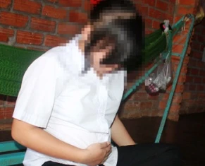 Bài học từ vụ bé 12 tuổi bị cưỡng hiếp có thai 5 tháng ảnh 1