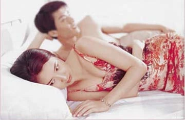 Ép vợ "chiều"... sếp để "tiến thân" ảnh 1 Ép vợ "chiều"... sếp để "tiến thân" ảnh 1