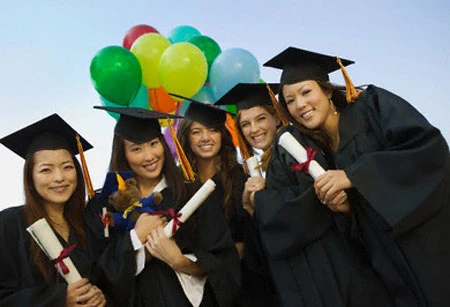 10 suất học bổng tại trường Newcastle - Anh ảnh 1