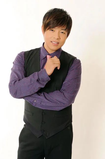 Nghệ sĩ hát quyên tiền trị ung thư cho "vua nhạc sến" ảnh 2 Nghệ sĩ hát quyên tiền trị ung thư cho "vua nhạc sến" ảnh 2