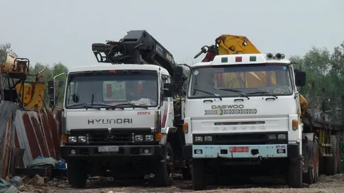 Xe “ma” mang biển số đỏ ảnh 1