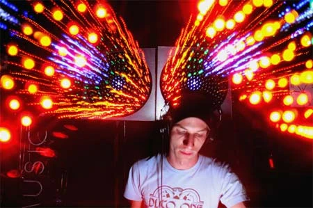 Khám phá hiệu quả của ánh sáng. Khám phá hiệu quả của ánh sáng.