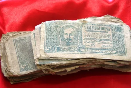 Hiến tặng 200 hiện vật về Bác Hồ ảnh 2