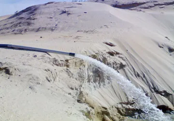 Yêu cầu lấp giếng nhiễm mặn do khai thác titan ảnh 1 Yêu cầu lấp giếng nhiễm mặn do khai thác titan ảnh 1