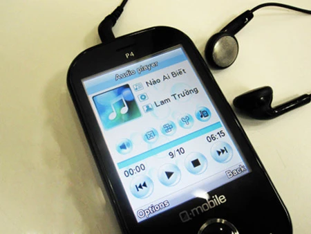 "Dế" cảm ứng giá gần 1,7 triệu của Q-mobile ảnh 2