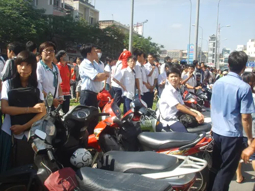 Cháy trường mầm non, học sinh hoảng loạn ảnh 5 Cháy trường mầm non, học sinh hoảng loạn ảnh 5