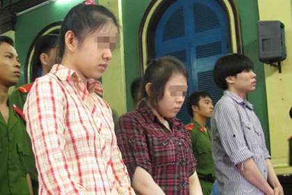 Tội ác của những cô gái dạt nhà ảnh 2