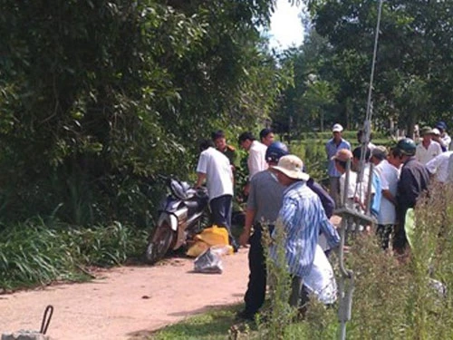 Hai "cẩu tặc" bị đánh chết trên đường làng ảnh 1