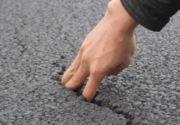 Cầu Thăng Long vừa đại tu đã nứt toác ảnh 2