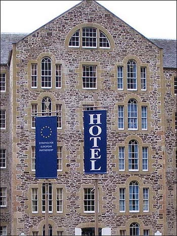 Phát hiện "bóng ma" kỳ quái trong khách sạn ảnh 2