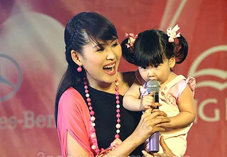 “Gái nhảy” Minh Thư: “Ít người biết chuyện tôi sang Pháp sinh con” ảnh 2