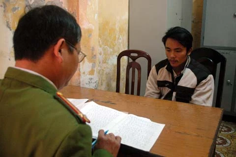 Bắt hơn 300 kg pháo hình lựu đạn ảnh 1