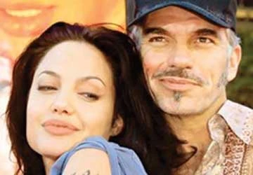 Chuyện chưa kể về Angelina Jolie - Kỳ 6: Tình dục và Lara Croft ảnh 1