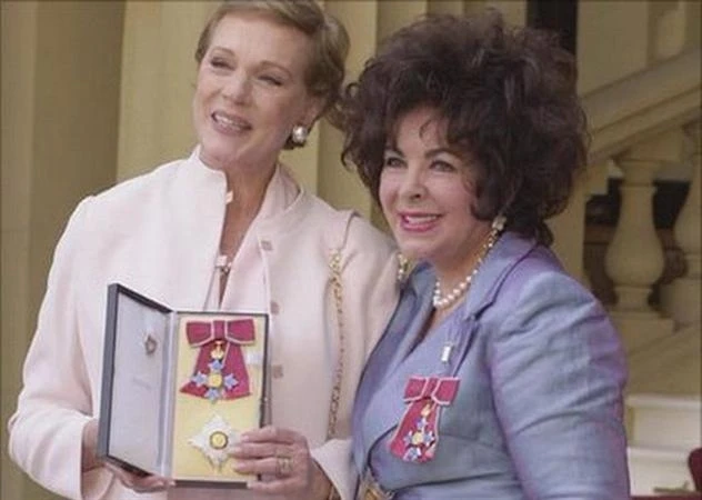 Cuộc đời qua ảnh của “Nữ hoàng” Elizabeth Taylor ảnh 8 Cuộc đời qua ảnh của “Nữ hoàng” Elizabeth Taylor ảnh 8
