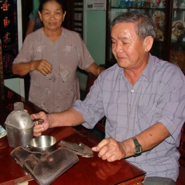 Người Đức Phổ với tàu Không Số ảnh 2 Người Đức Phổ với tàu Không Số ảnh 2