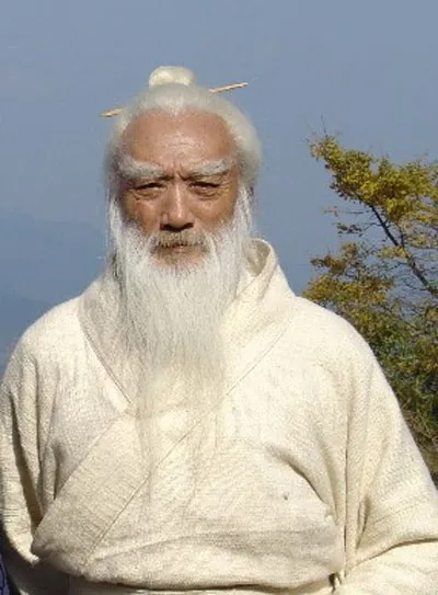 Kẻ đánh lén trong "Ỷ thiên Đồ long ký " ảnh 2